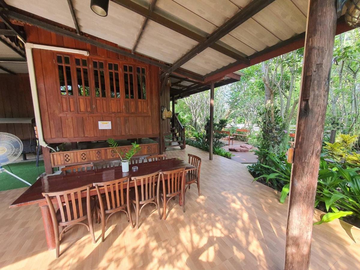 บ้านสวนในฝัน-ตลาดน้ำท่าคา Szamutszongkhram Kültér fotó